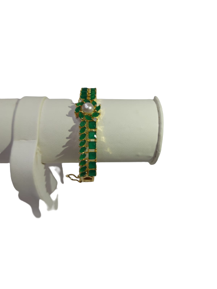 Green color Bracelet in American Diamond