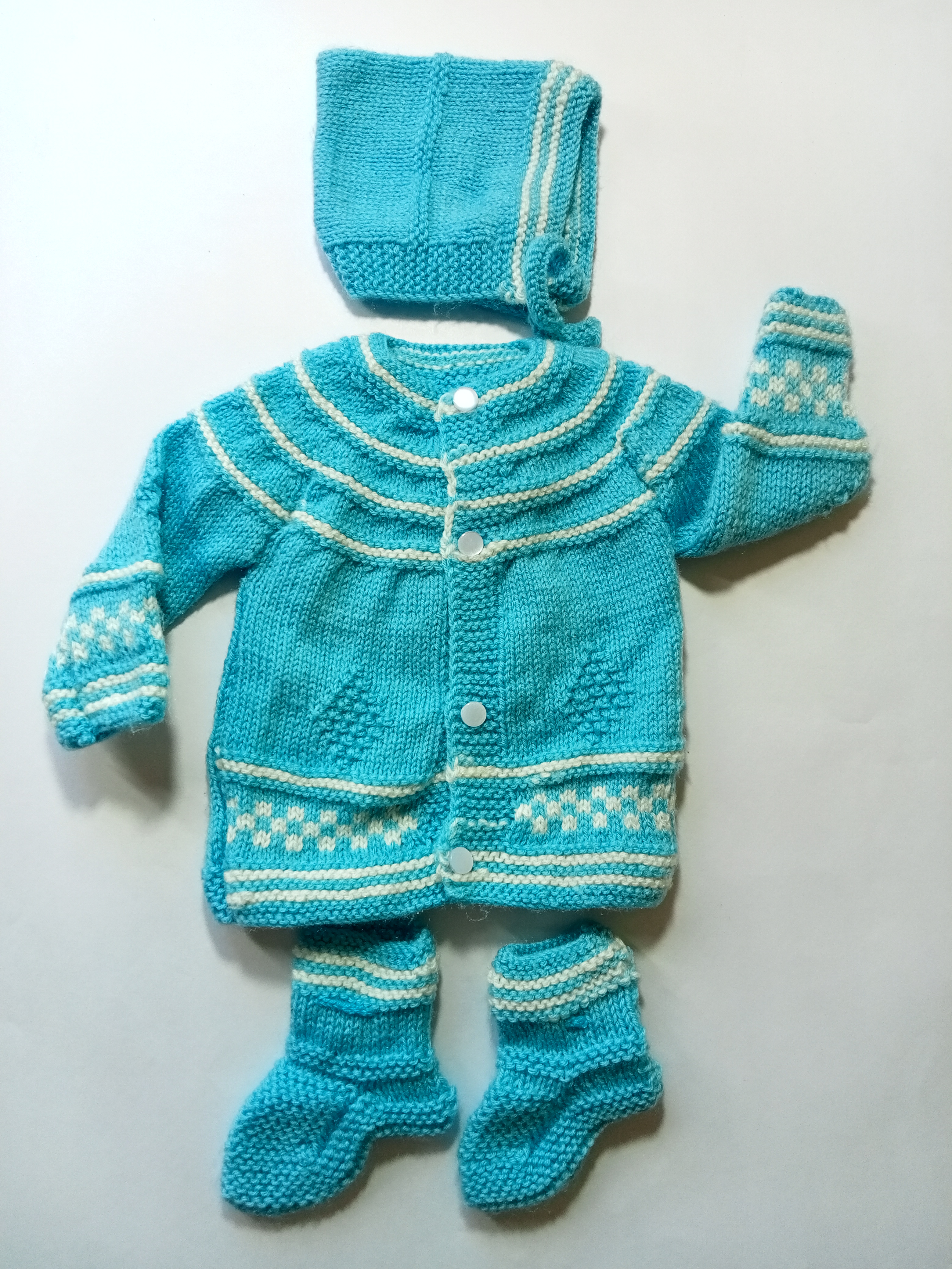 Baby Girl And Boy Wollen Cardigan (Sweater) With Cap Ans Socks