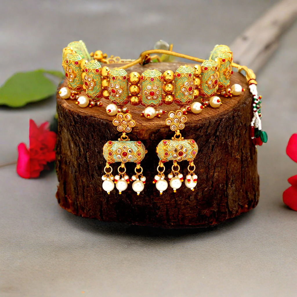 Gold Kundan Chokar Necklace Set with Meenakari & Earrings