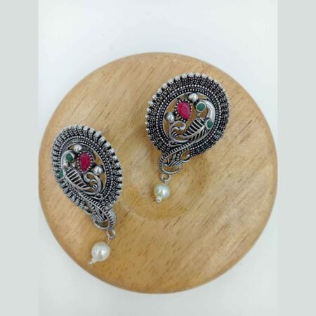 Vintage Charisma Silver Look Rani and Green Stud Earrings