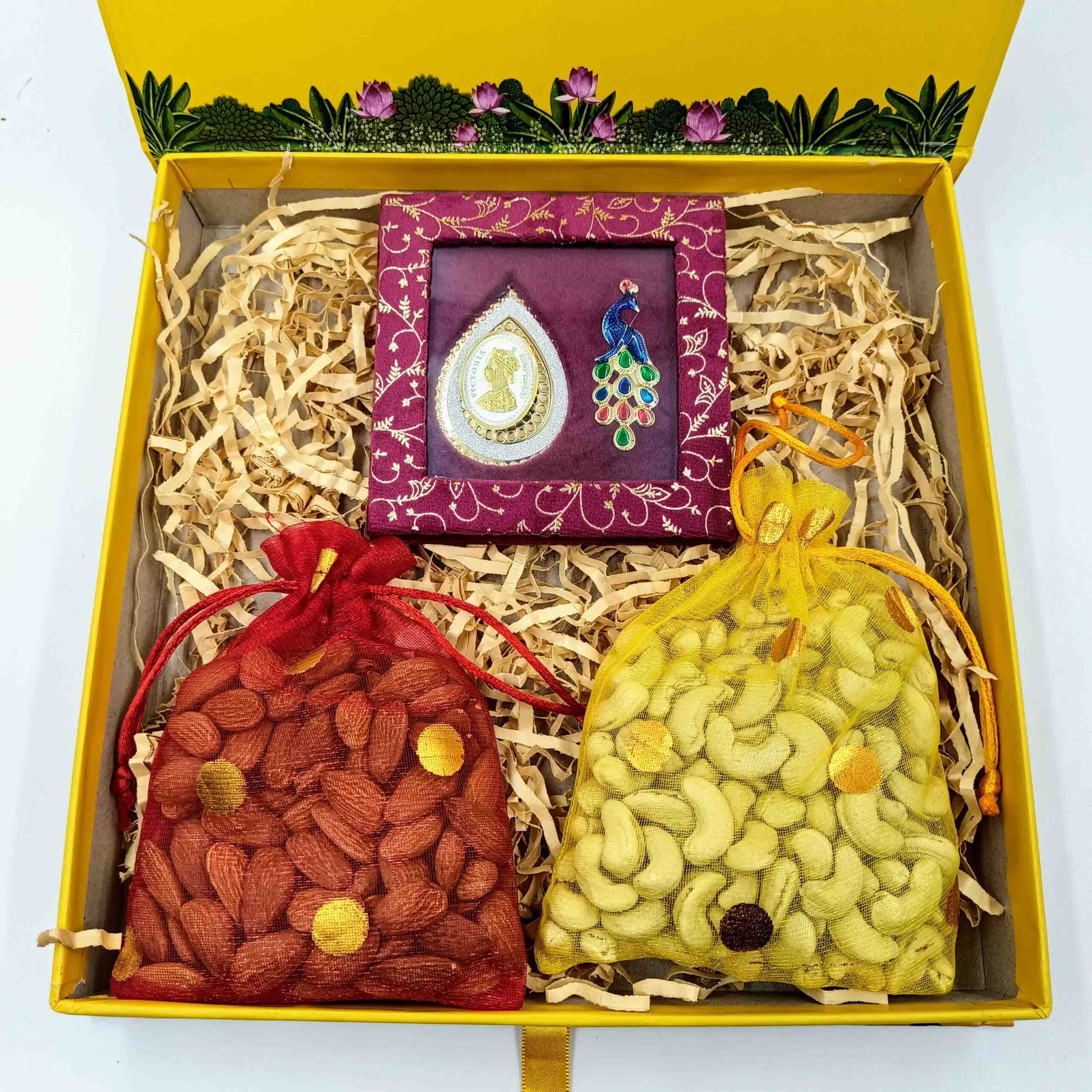 Sab Se Special Diwali Gift Hamper | King Silver Coin (5g) with Premium Dry Fruits | 200g Cashews & 200g Almonds | Elegant Festive Gift Box | Ideal for Family & Friends